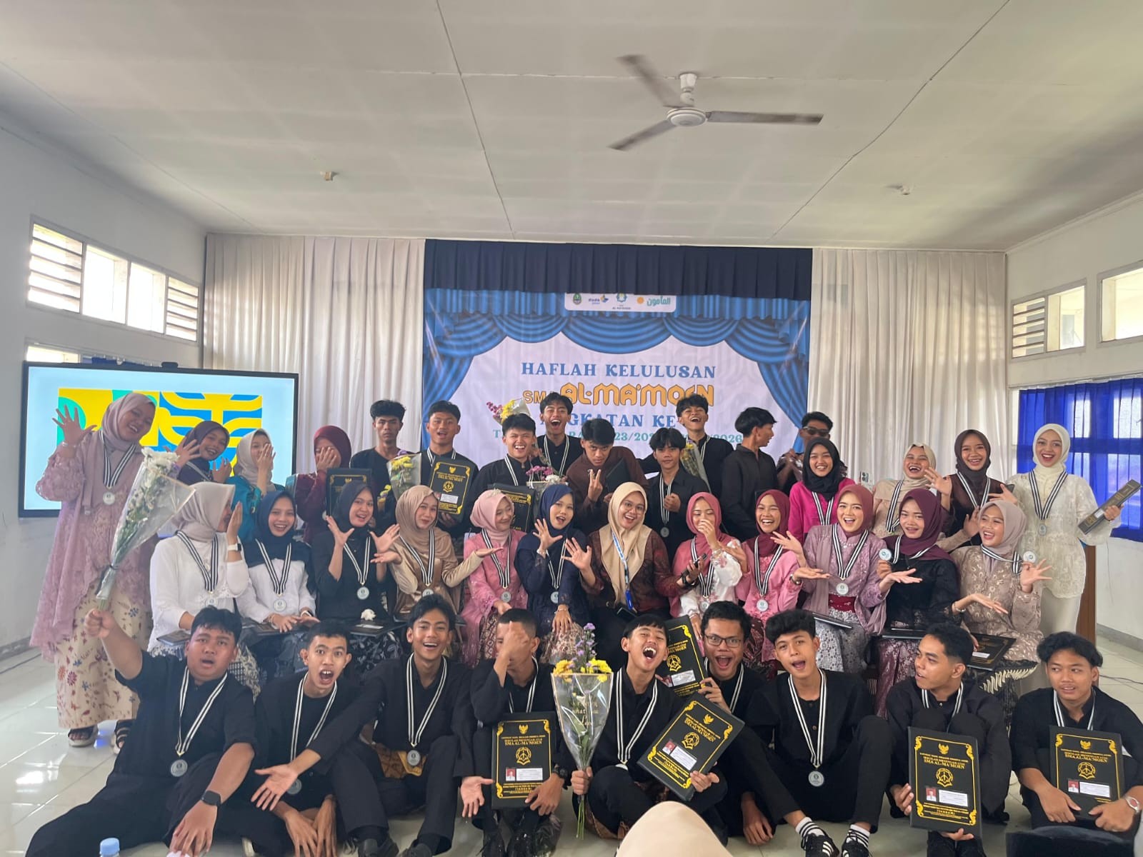Haflah Akhirussanah SMA Al-Mamoen: Momen Syukur dan Pelepasan Generasi Berprestasi