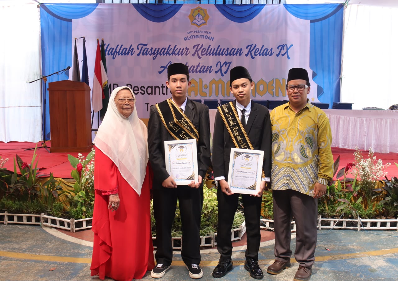 Haflah Angkatan XI SMP-Pesantren Al Ma’moen: Tasyakkur Kelulusan, Torehan Prestasi, dan Generasi Qur’ani