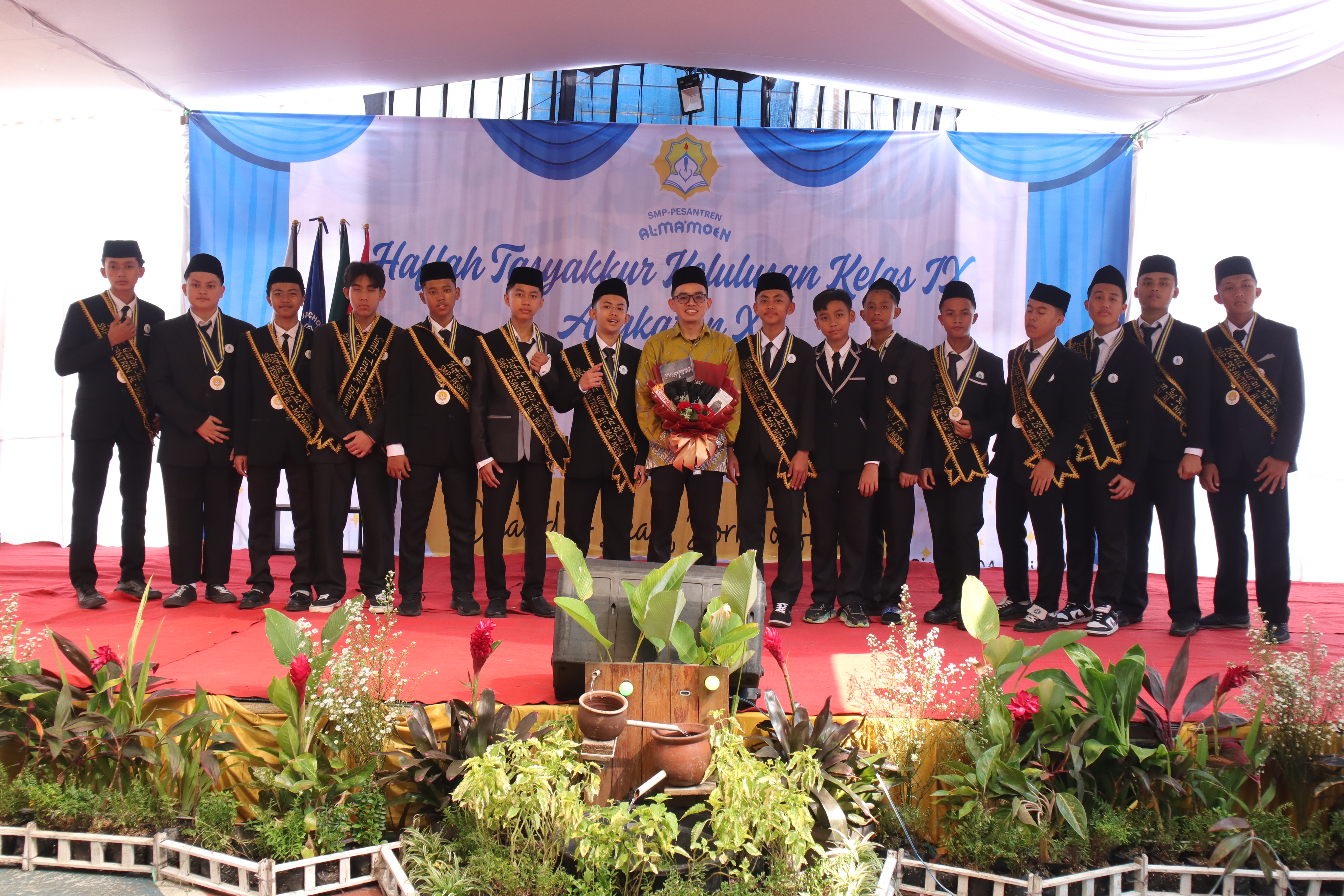 Sebelas Santri SMP-Pesantren Al Ma’moen Raih Hafalan Al-Qur’an Lebih dari 5 Juz