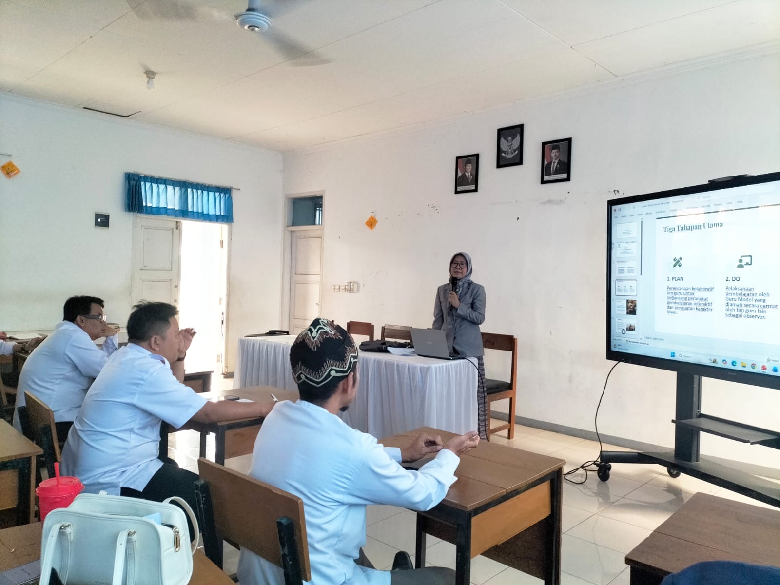 Lesson Study Al-Ma’moen: Guru Belajar dari Praktik Nyata